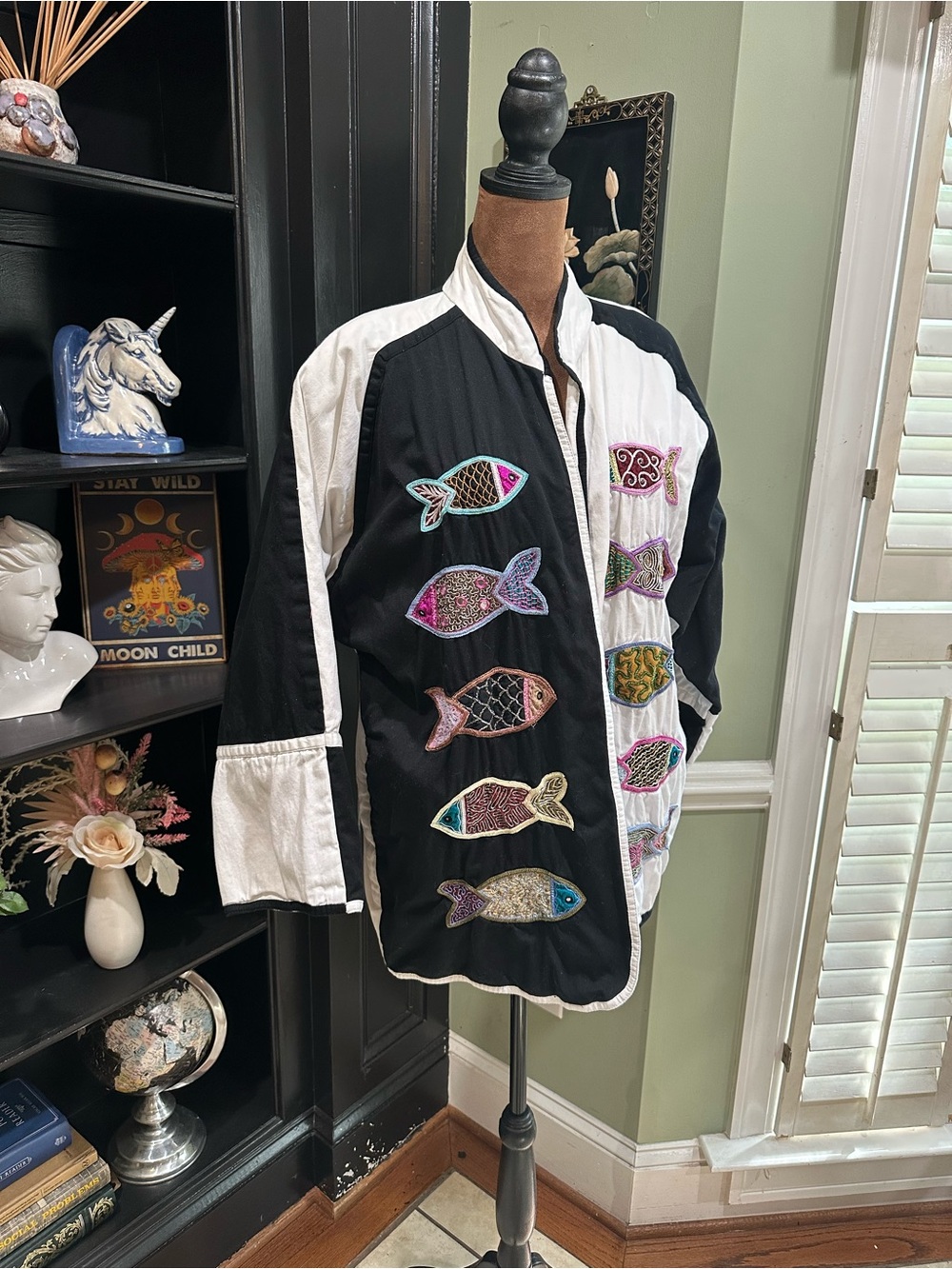 Yak Magik Fish Embroidered Kimono Jacket – Size Large (Made in India)